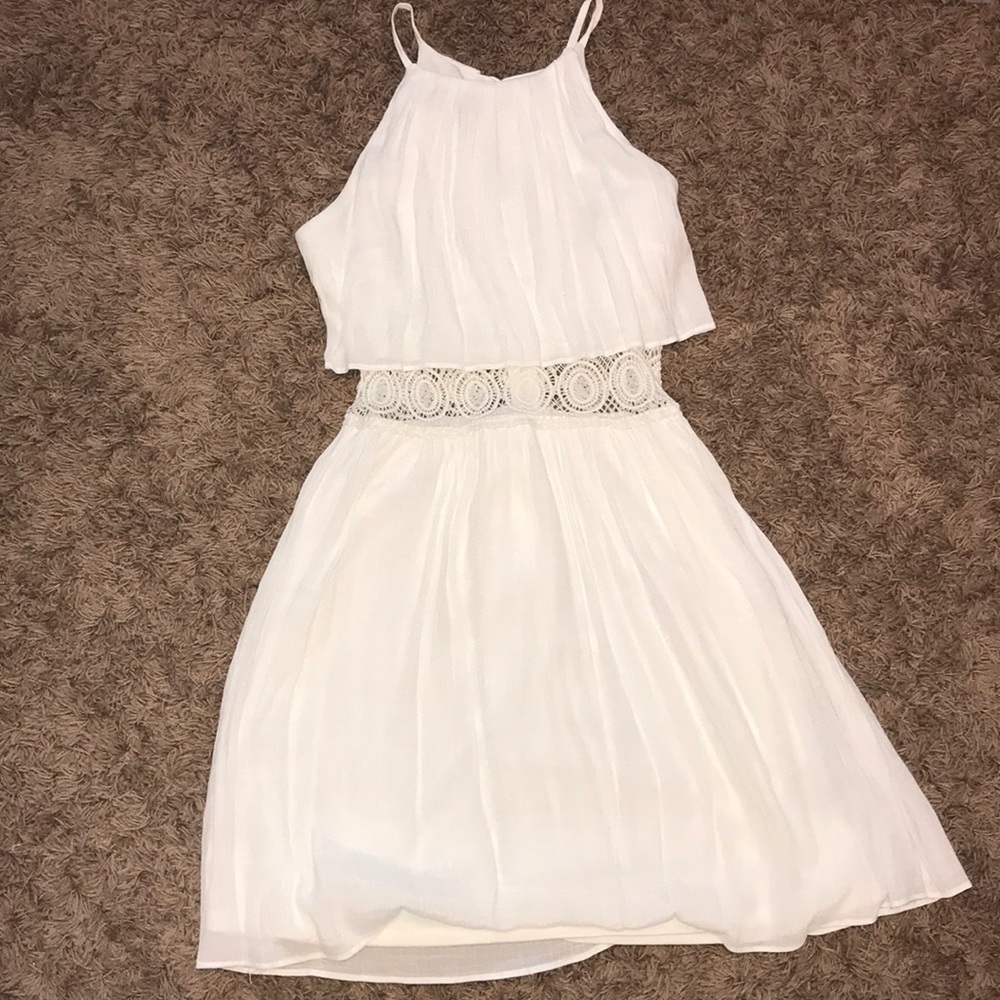 White summer BCX size 7 dress